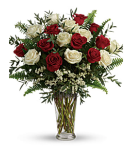 Red roses in Flowershop Reseda and Tarzana